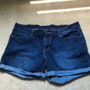 Levi Shorts